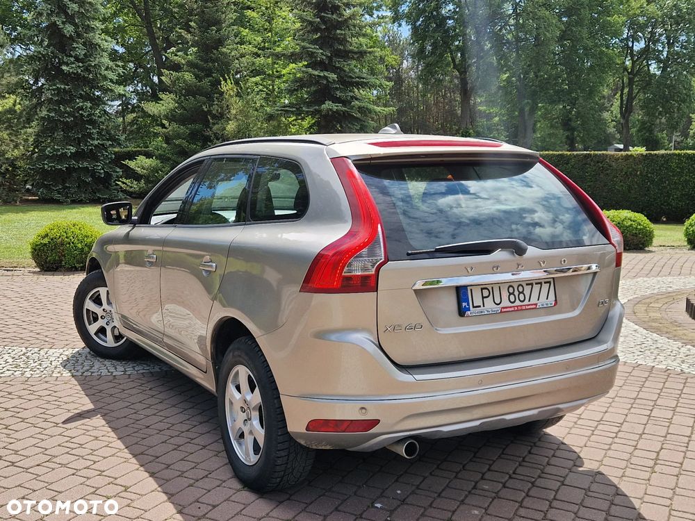 Volvo XC 60 D3 Kinetic - 4