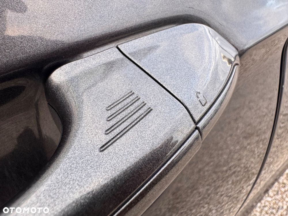 Ford Mondeo 2.0 TDCi Titanium - 39