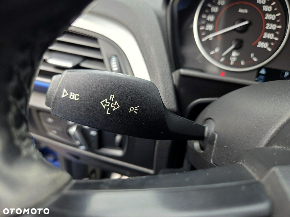 BMW Seria 1 118i M Sport - 17