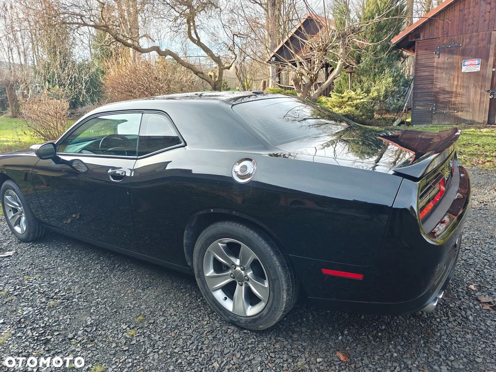 Dodge Challenger Automatik SXT Plus - 19