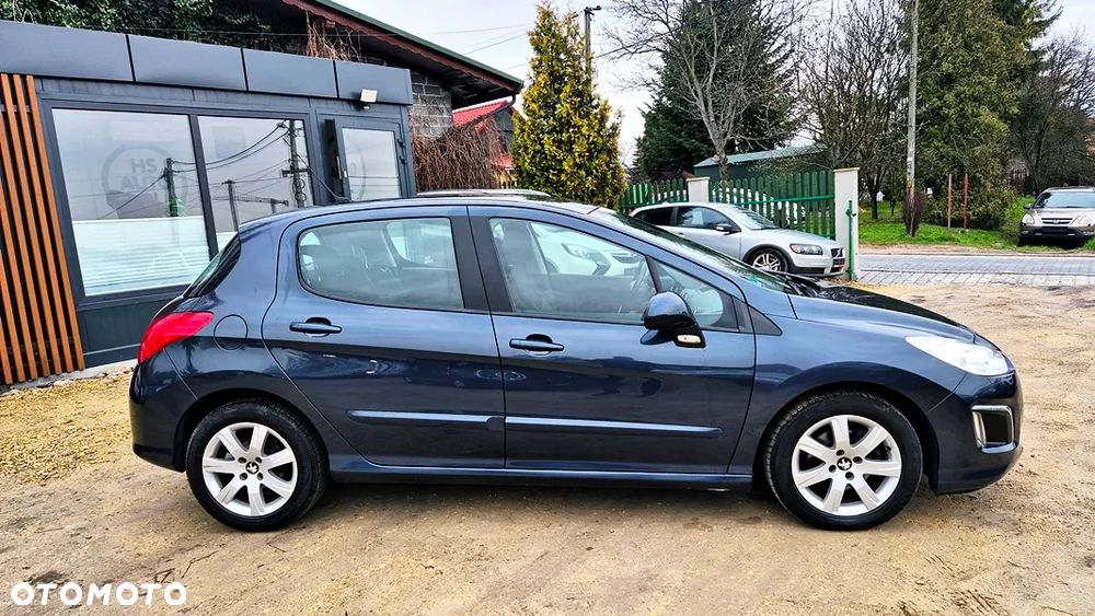 Peugeot 308 1.6 Premium Plus - 12