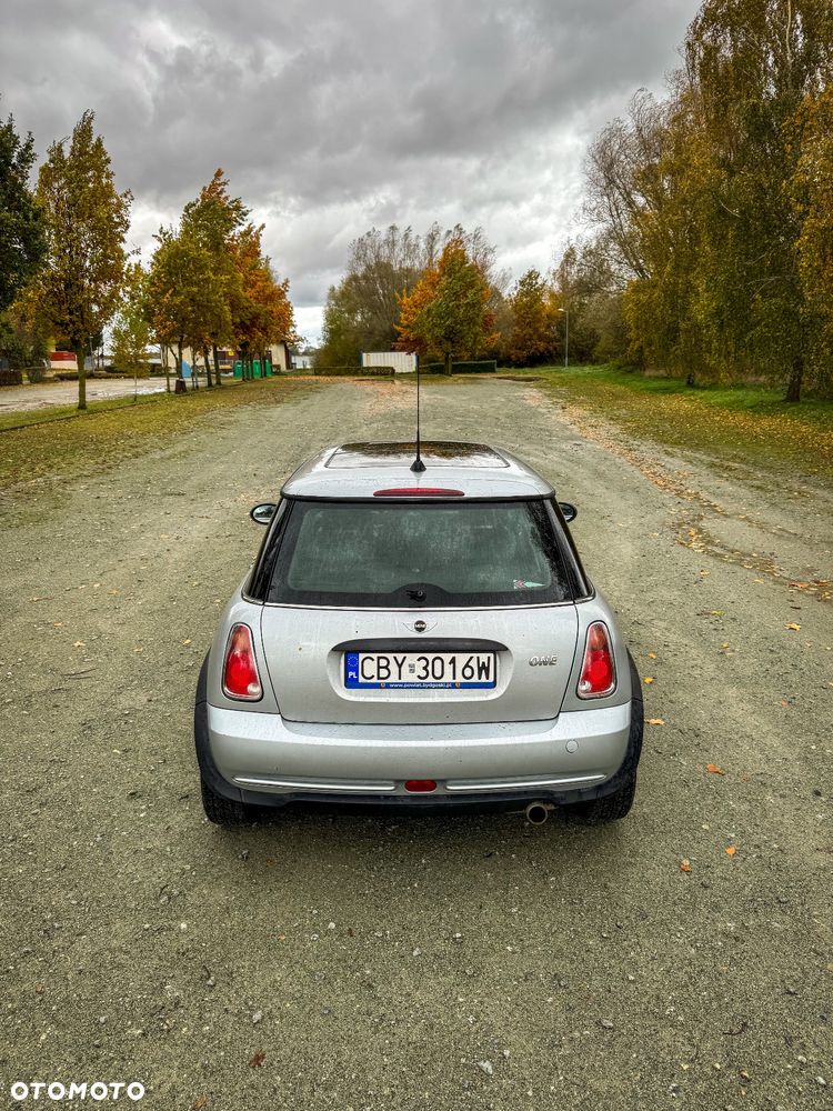 MINI ONE Standard - 6