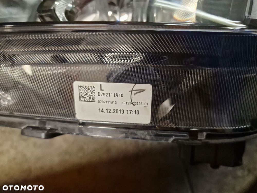 lampa przednia hyundai tucson n-line lewa d7921-22a10 prawa d7921-22a20 - 4