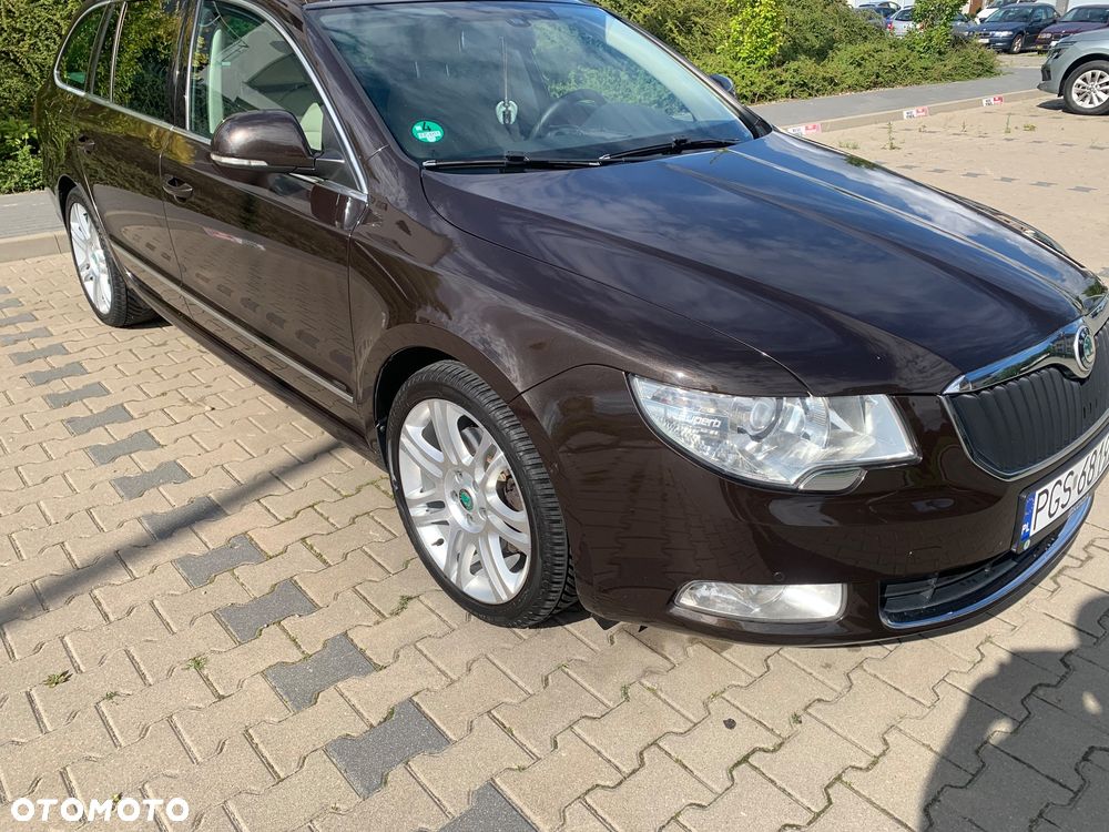 Skoda Superb 2.0 TSI Platinum DSG - 2