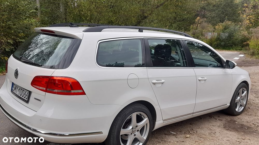 Volkswagen Passat - 11