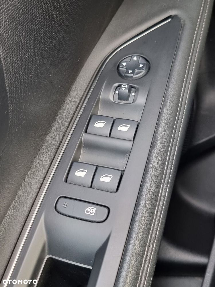 Peugeot 5008 1.2 PureTech Allure S&S - 34