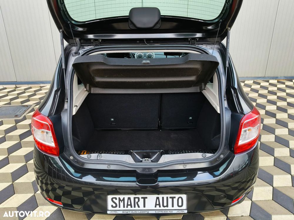 Dacia Sandero dCi 90 Laureate - 13