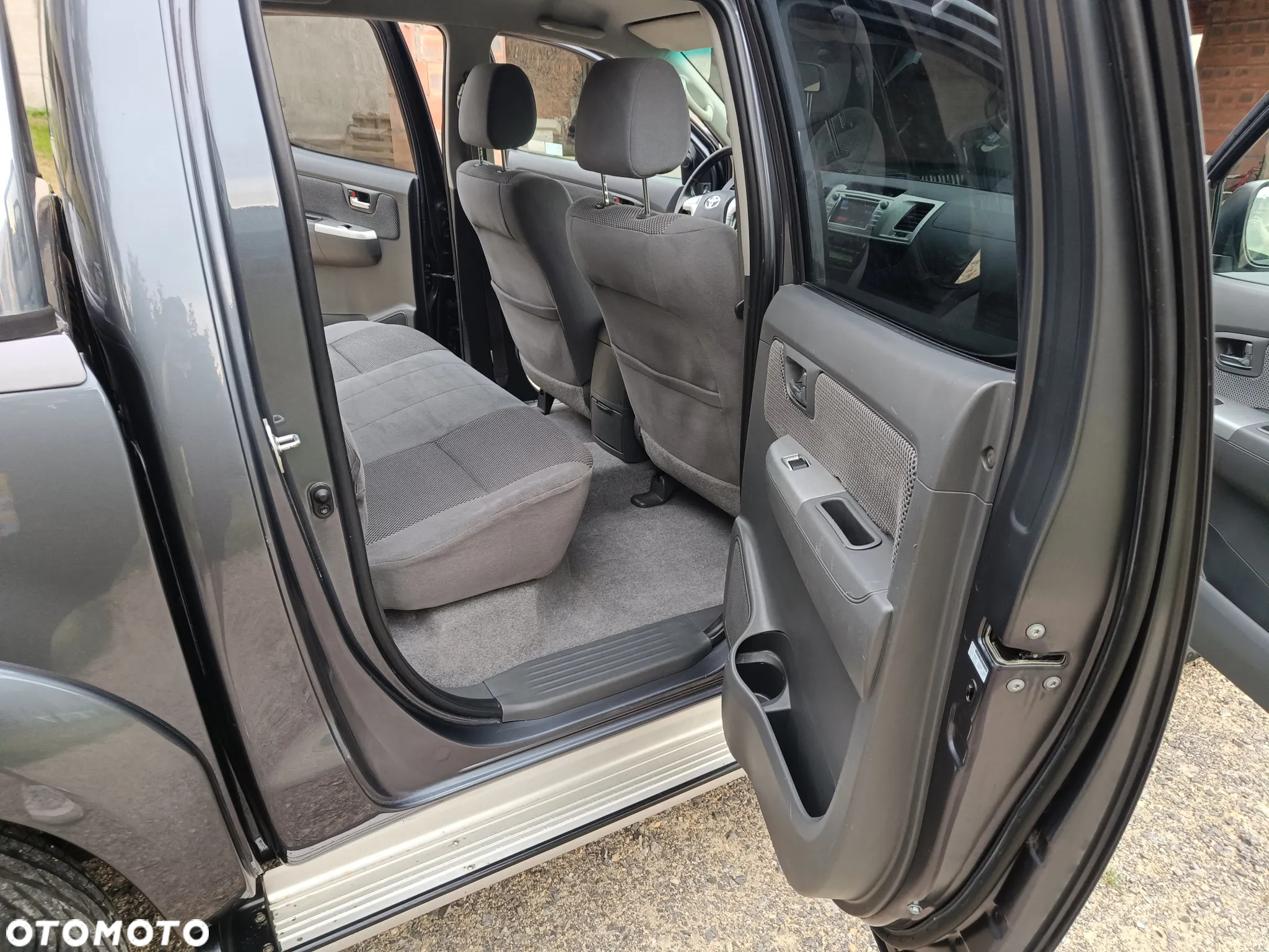 Toyota Hilux 3.0 D-4D SR5 - 15