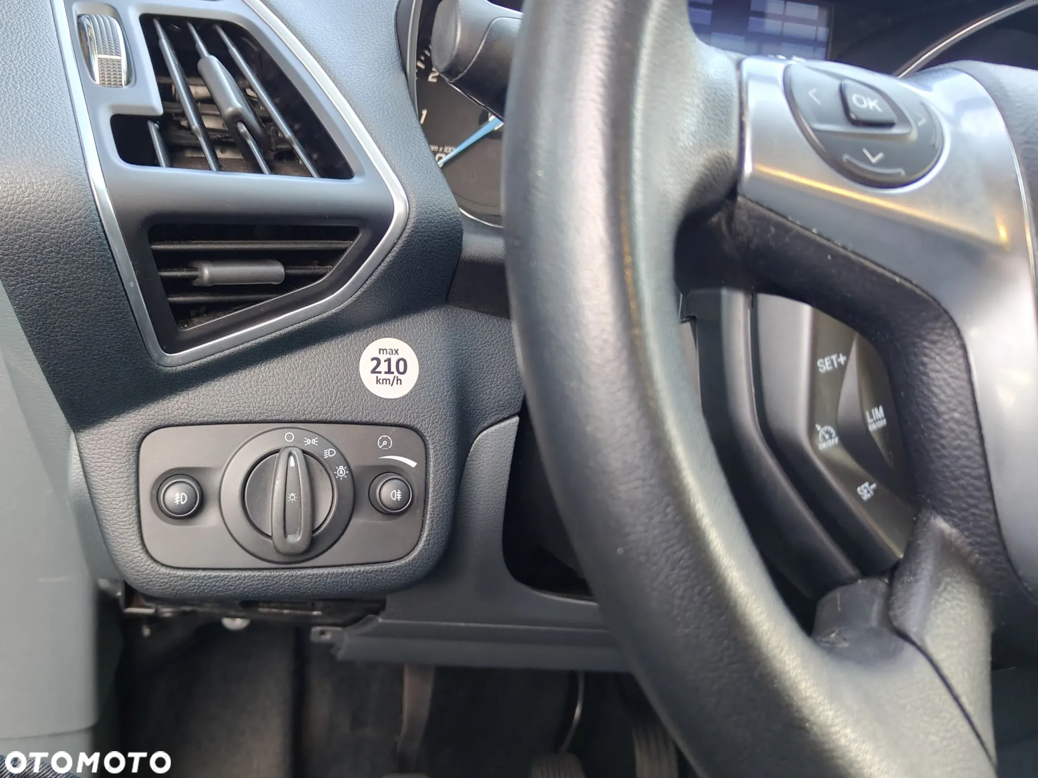 Ford C-MAX 1.6 EcoBoost Start-Stop-System Titanium - 13
