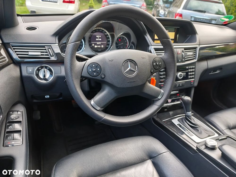 Mercedes-Benz Klasa E - 31