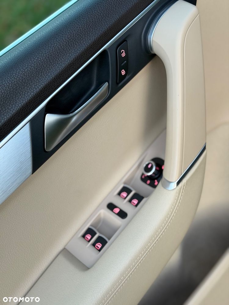 Volkswagen Passat - 21