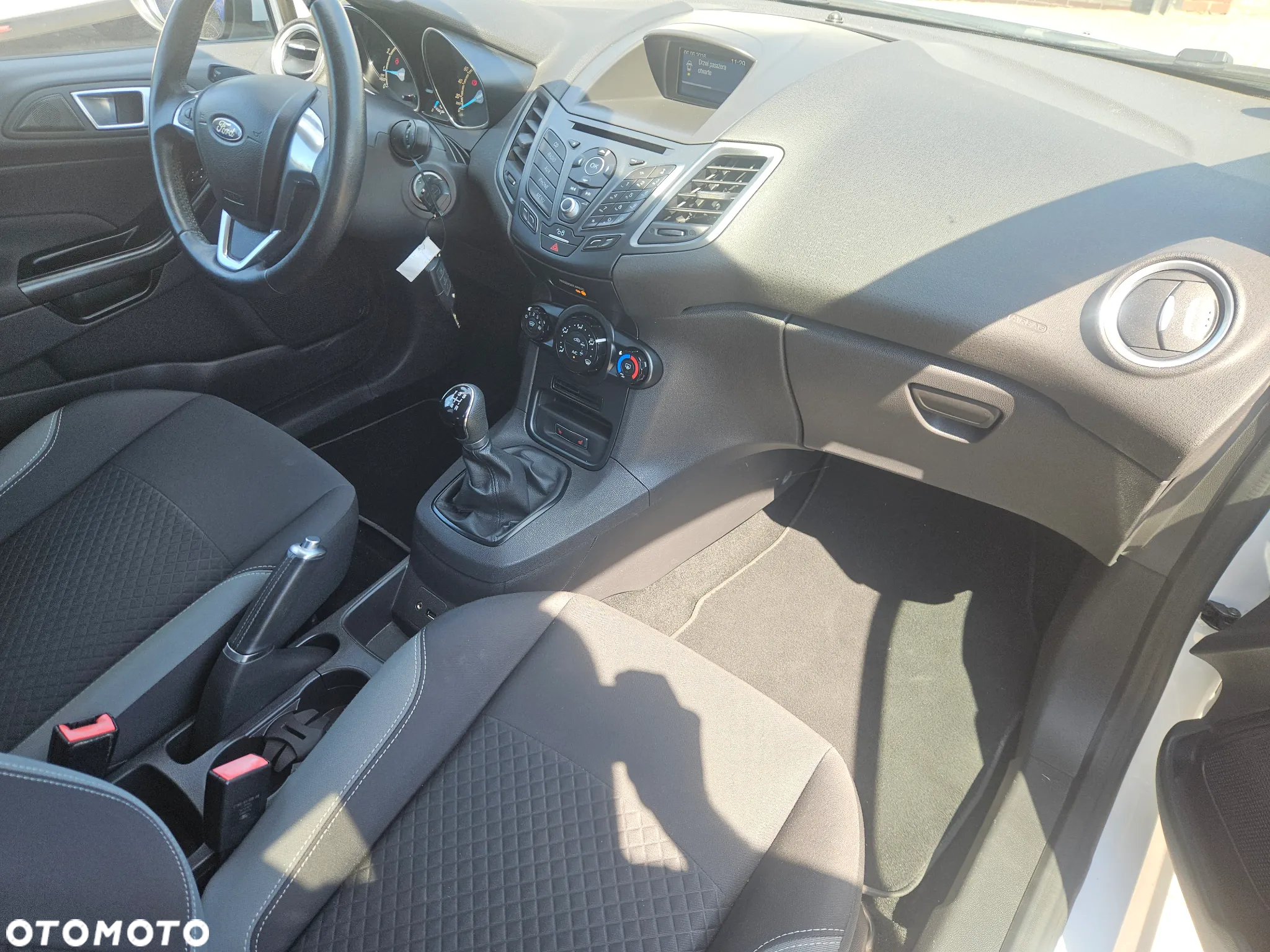 Ford Fiesta - 8