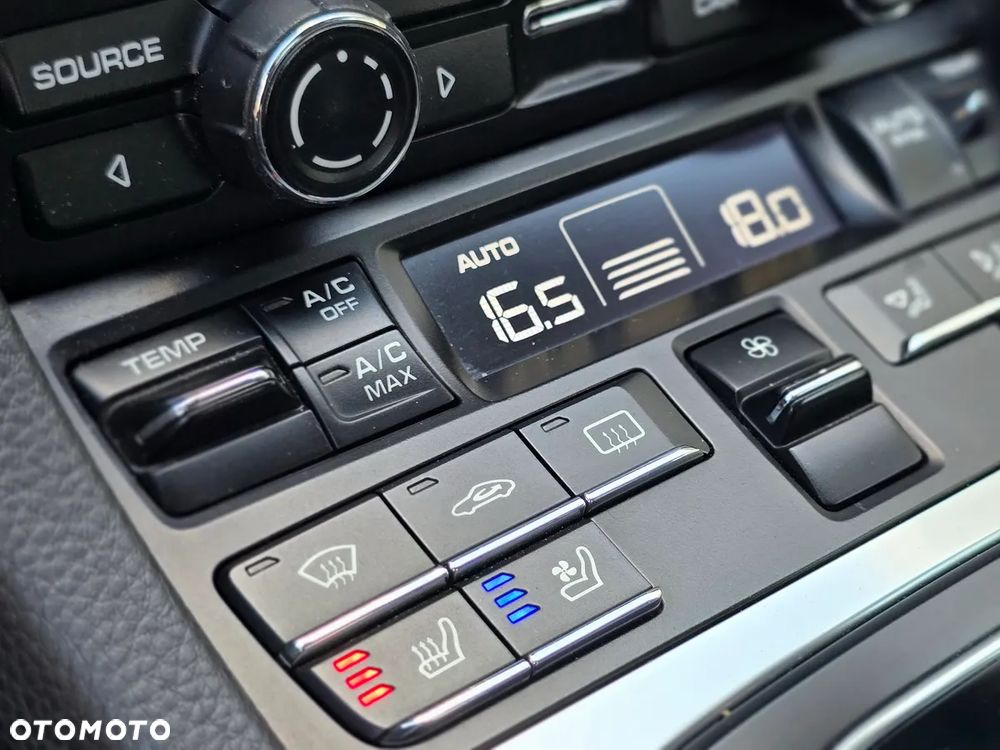 Porsche 911 Carrera PDK - 14