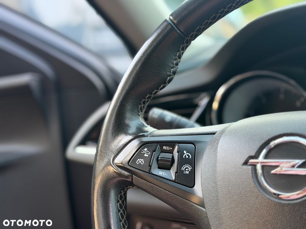 Opel Insignia 2.0 CDTI Exclusive S&S - 28
