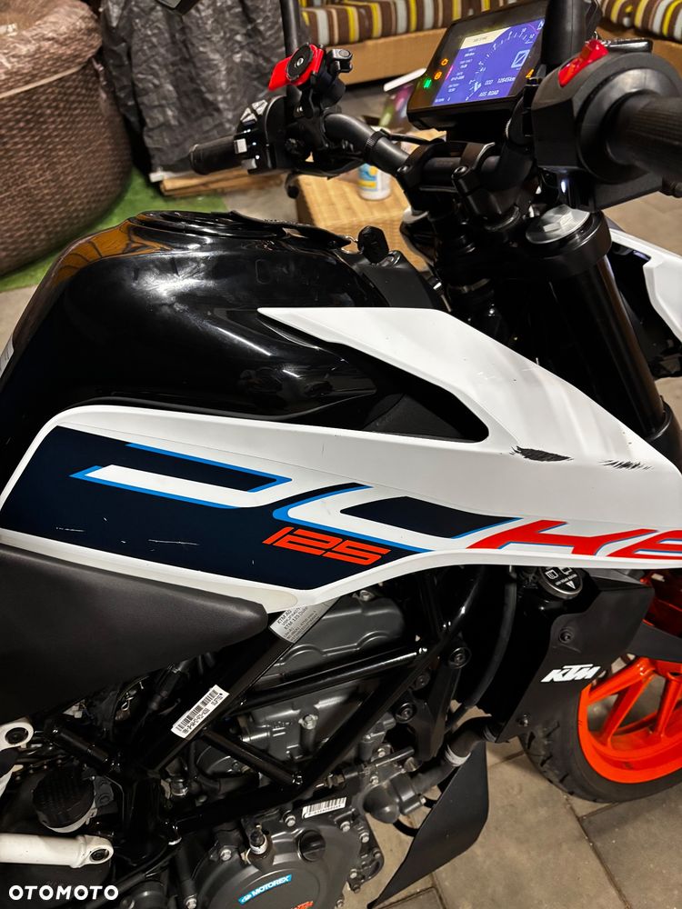 KTM Duke 125 - 8