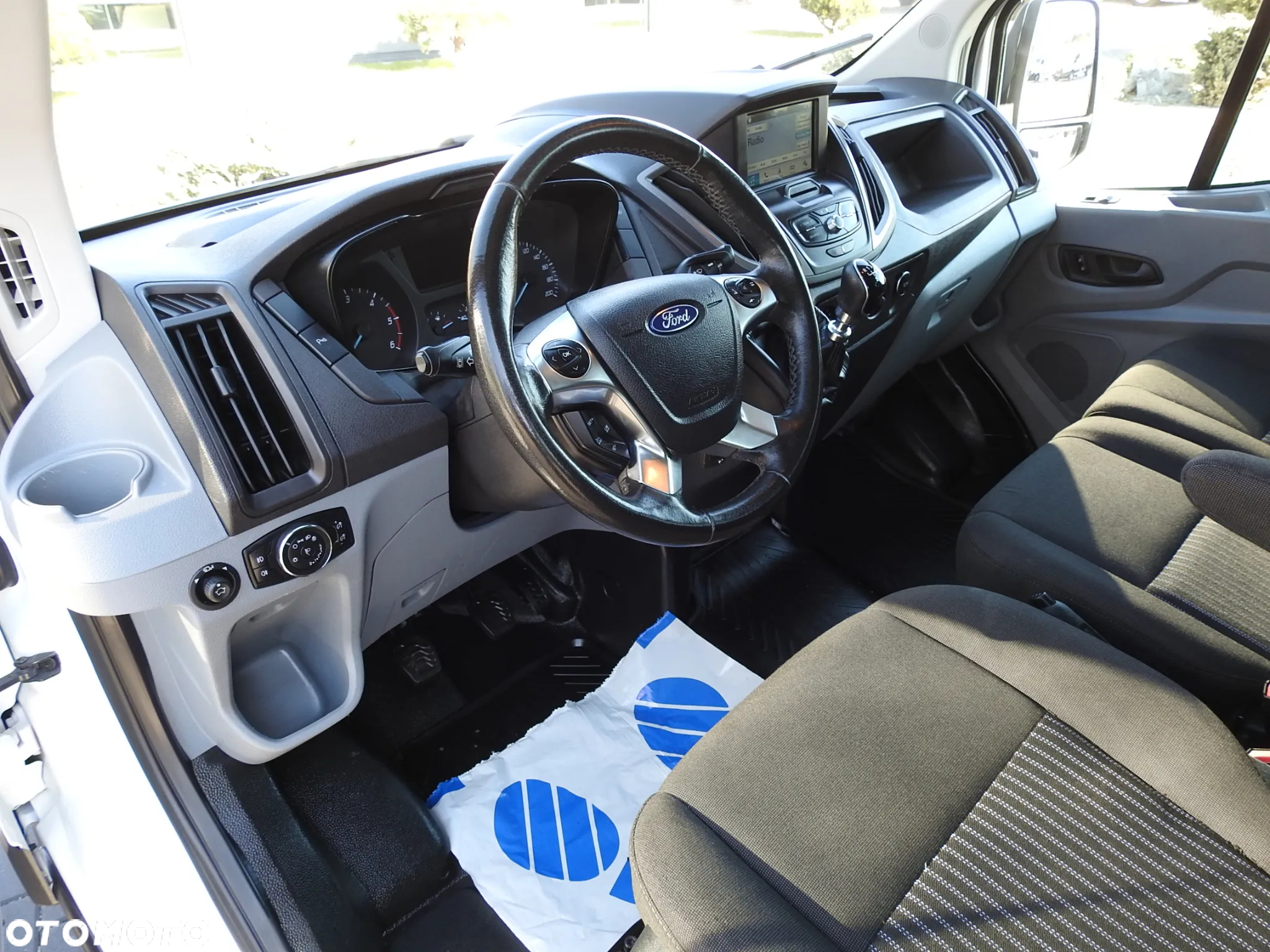 Ford TRANSIT  FURGON BRYGADÓWKA 6 MIEJSC TEMPOMAT NAWIGACJA LEDY KLIMATYZACJA 130KM [ D87143 ] - 3