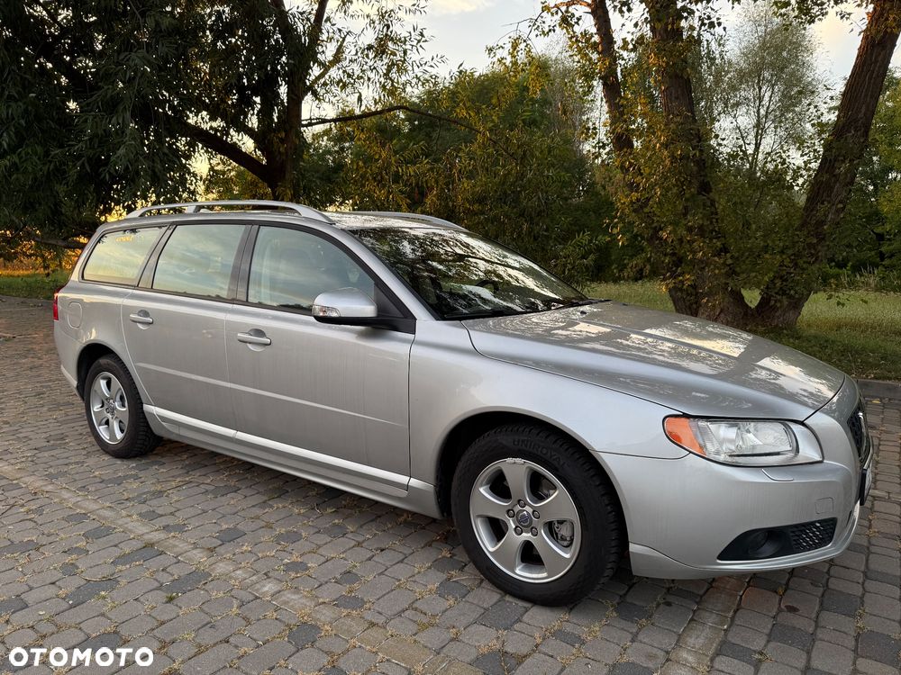 Volvo V70 2.0D Momentum - 22