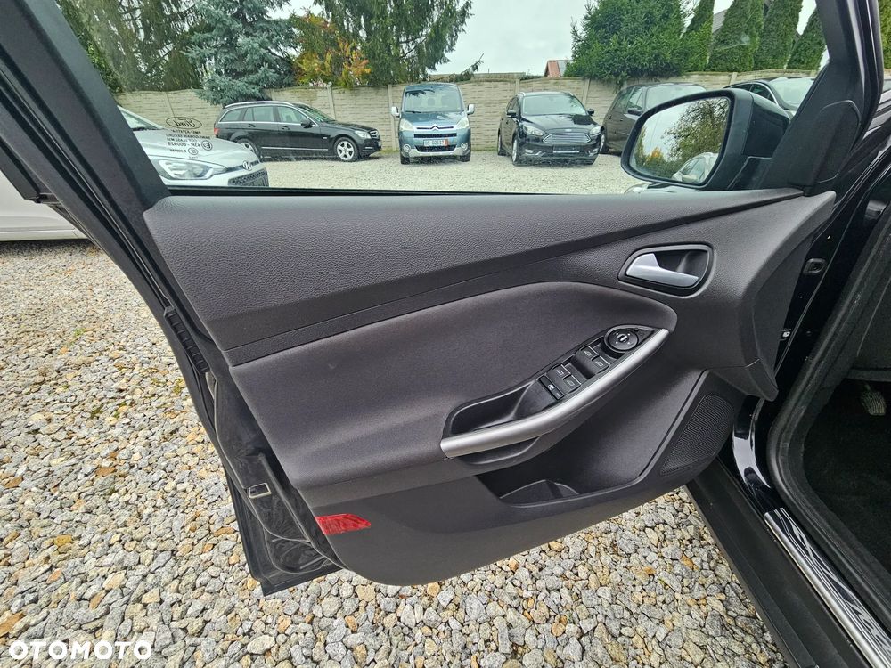 Ford Focus 1.0 EcoBoost Start-Stopp-System SYNC Edition - 16