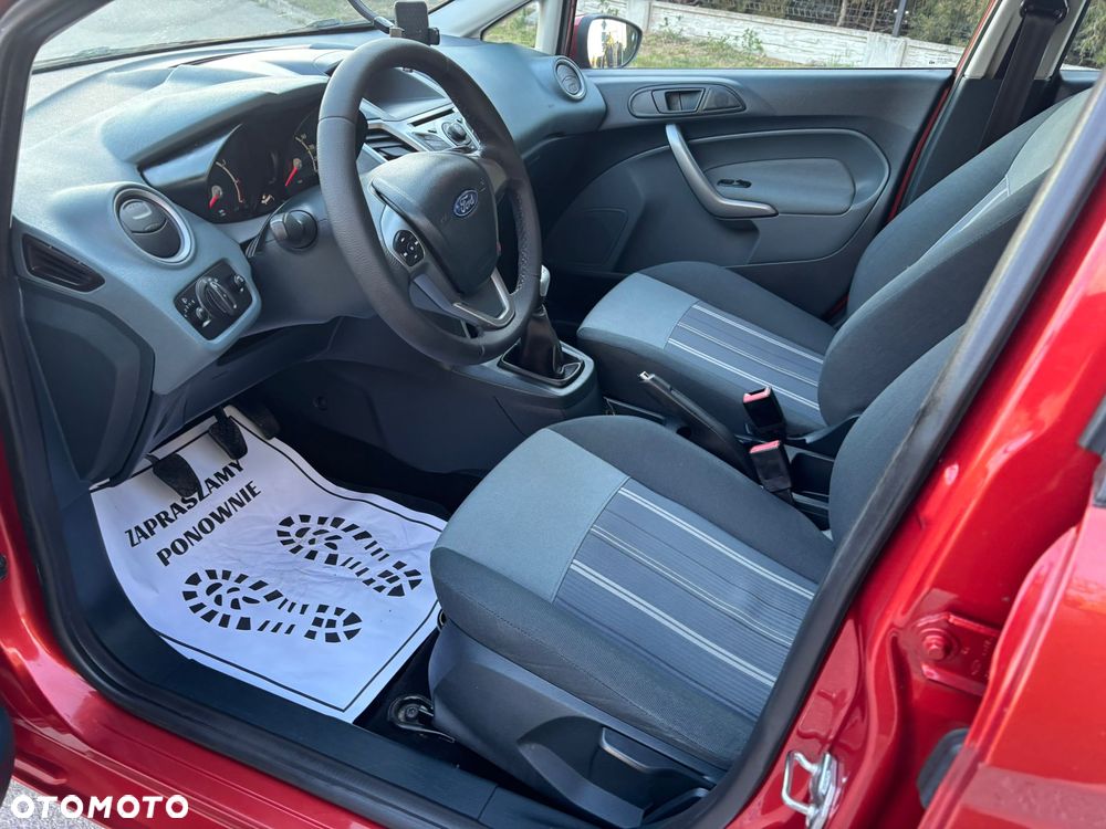Ford Fiesta 1.25 Champions Edition - 6