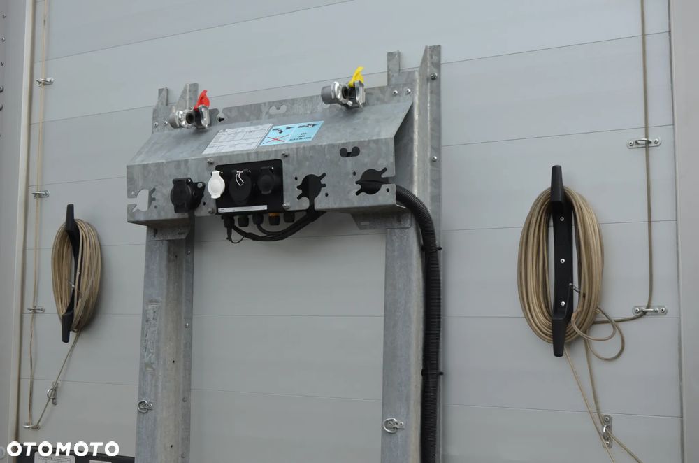 Schwarzmuller MEGA / 11.2023r / OŚ POD. / DACH POD. / CODE XL / 1484 - 5