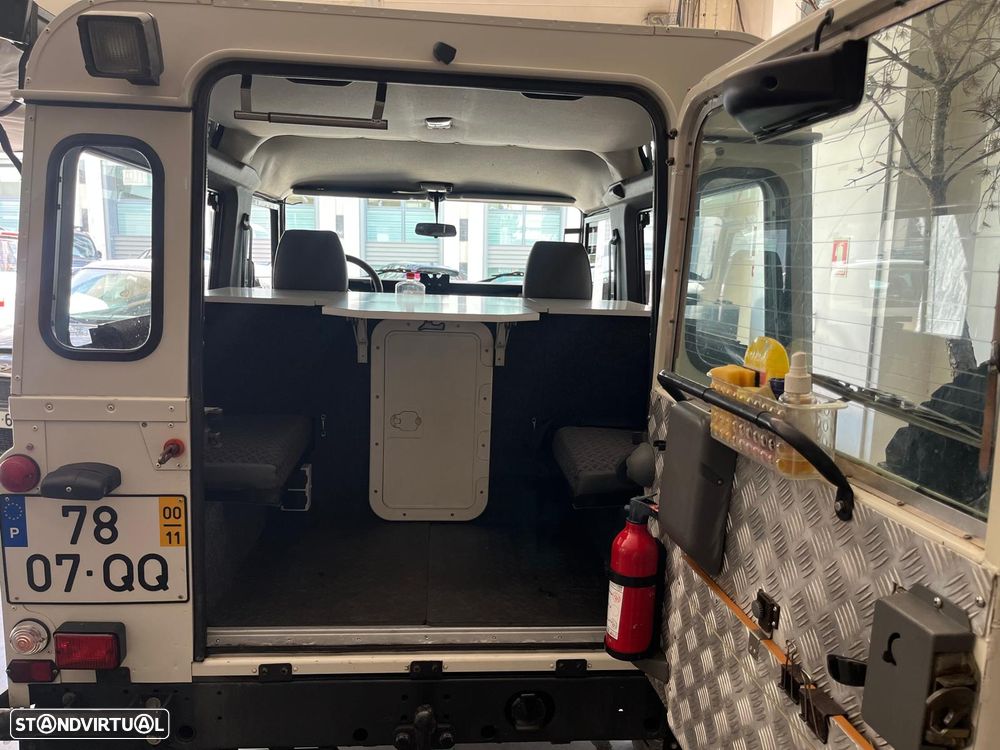 Land Rover Defender 90 2.5 TD5 Metal Top - 6