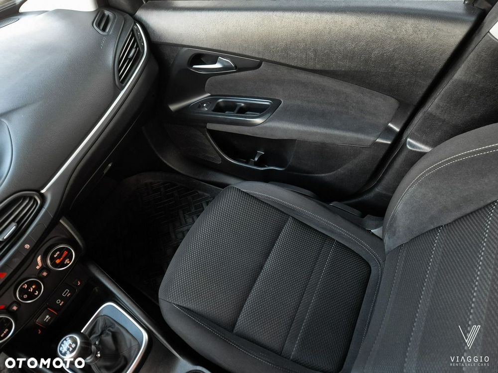 Fiat Tipo 1.6 MultiJet 16v Lounge - 22