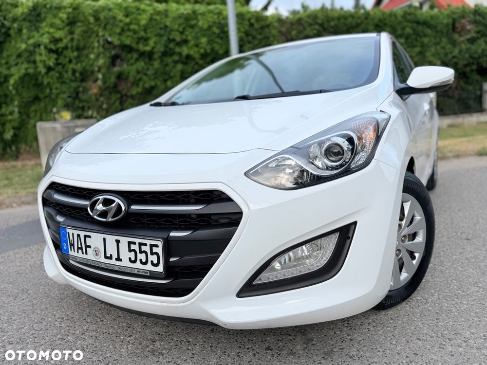 Hyundai i30 1.6 CRDi BlueDrive Premium - 12