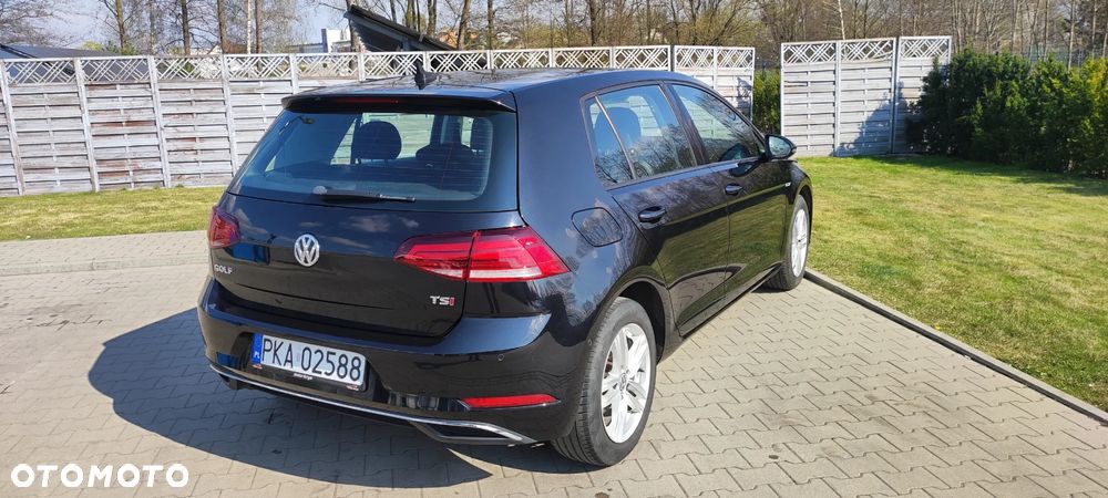 Volkswagen Golf - 5