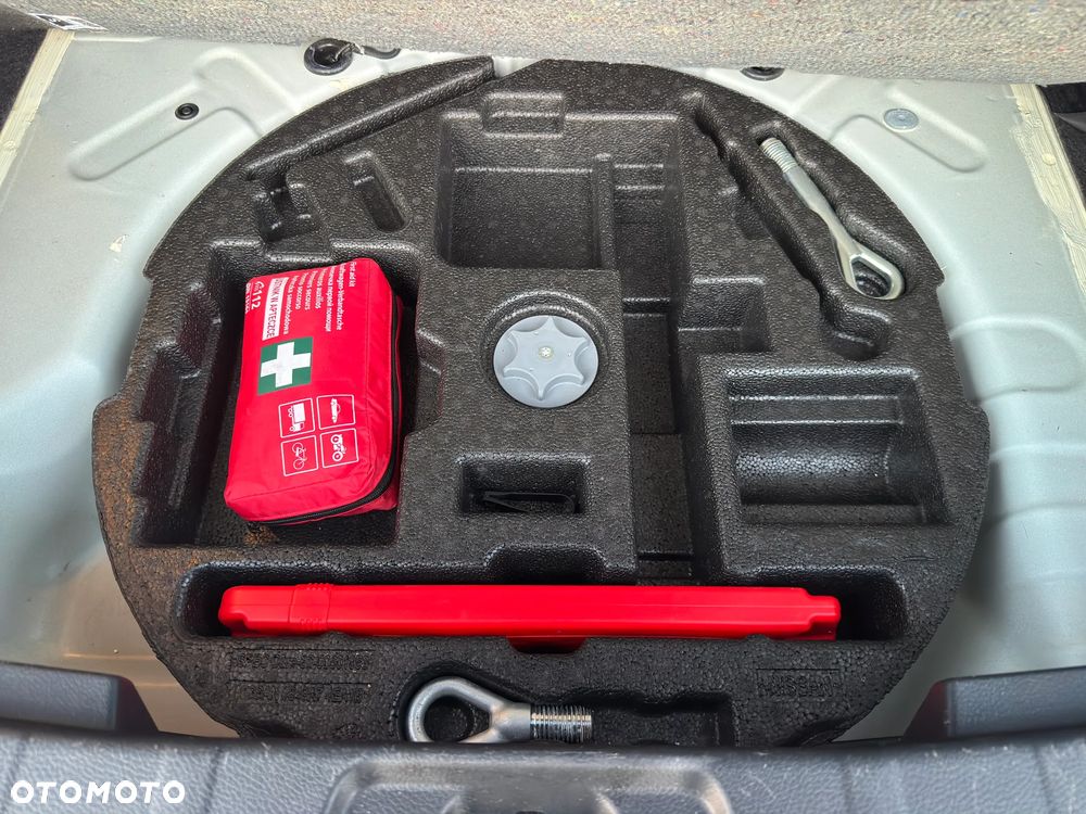 Nissan Qashqai 1.6 Tekna CVT - 40