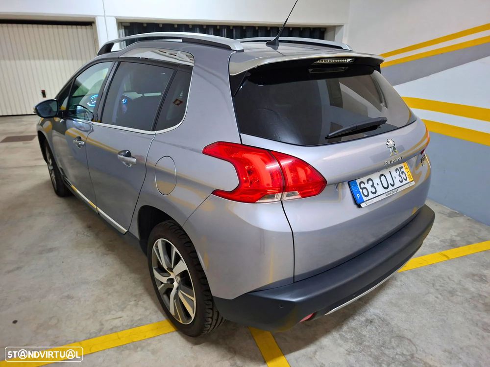 Peugeot 2008 1.6 e-HDi Allure - 3