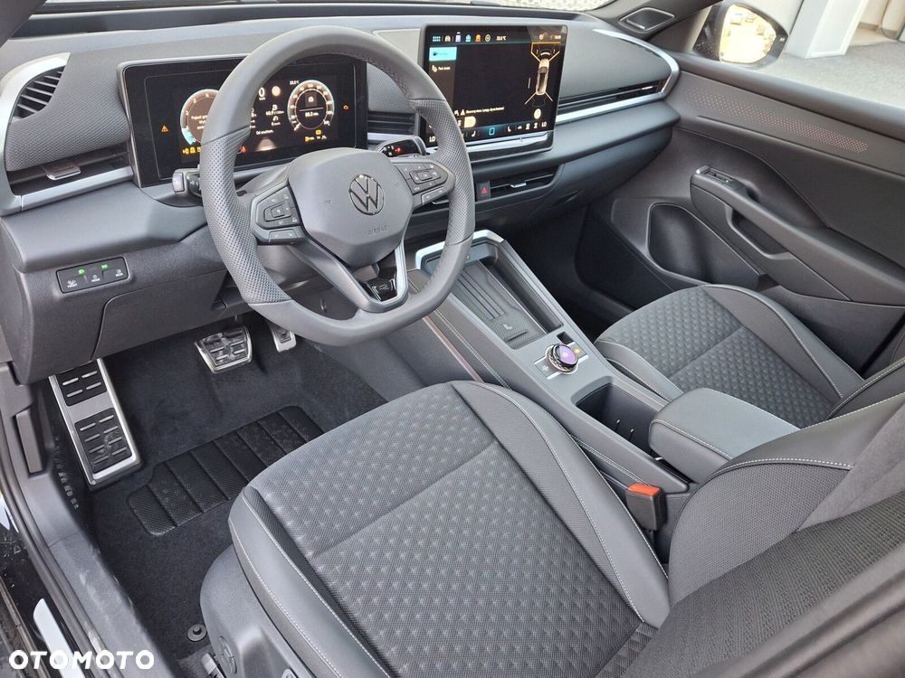Volkswagen T-Roc 1.5 eTSI R-Line DSG - 11