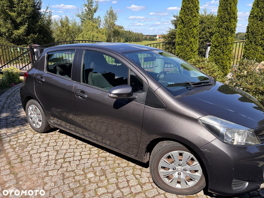 Toyota Yaris 1.4 D-4D Active - 13
