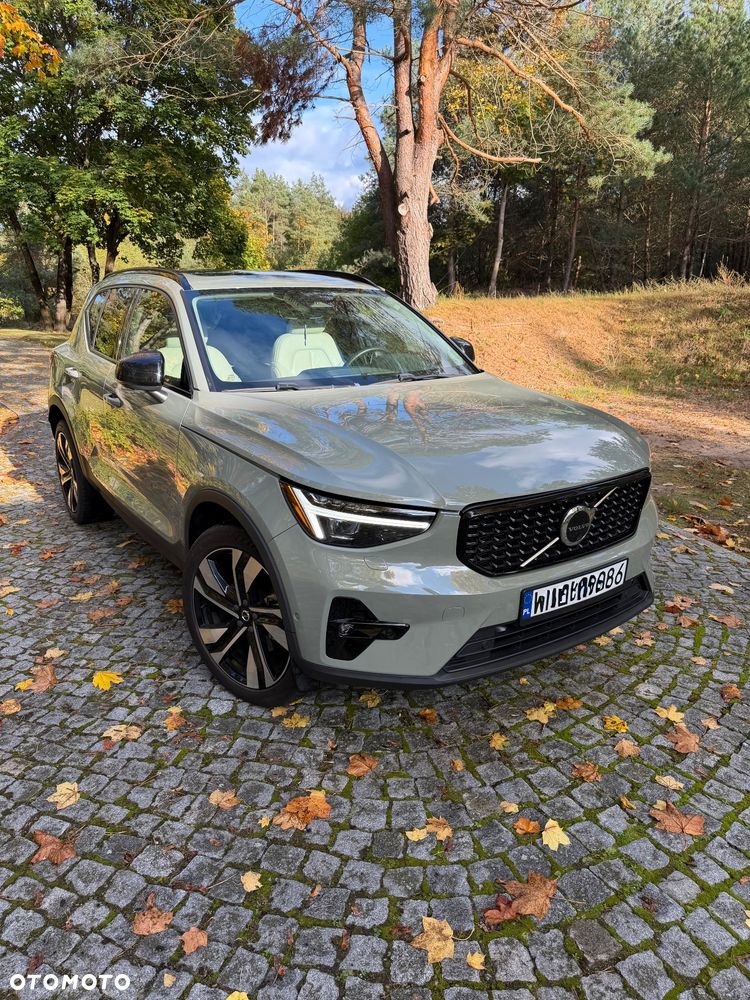 Volvo XC 40 B5 AWD Ultimate Dark - 18