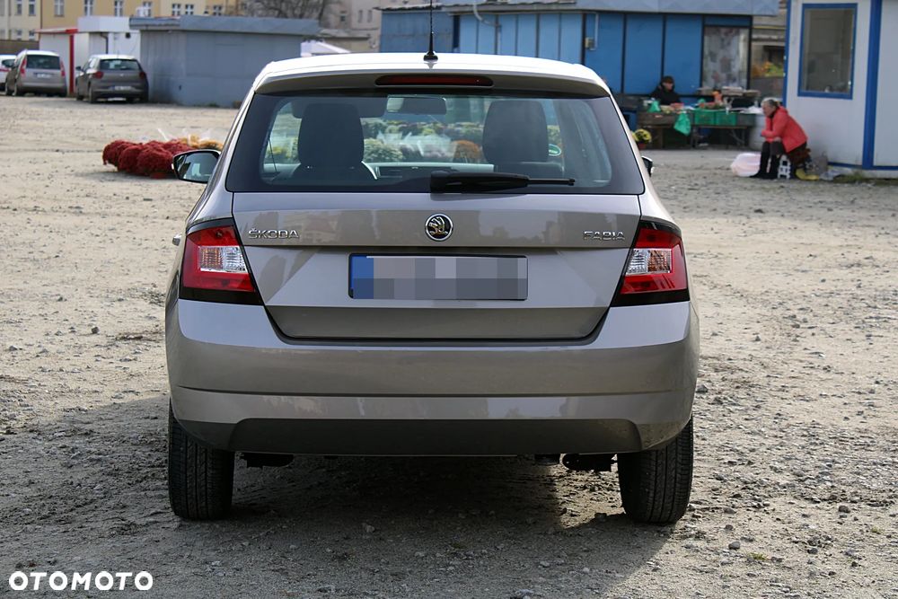 Skoda Fabia - 9