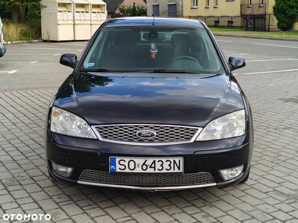 Ford Mondeo 2.0 TDCI Ghia - 17