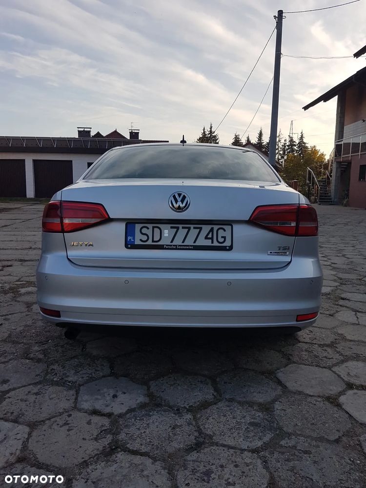 Volkswagen Jetta 1.2 TSI BMT Comfortline - 16