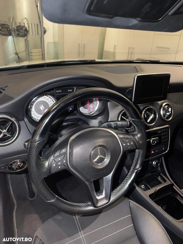 Mercedes-Benz CLA 220 d 7G-DCT AMG Line - 6