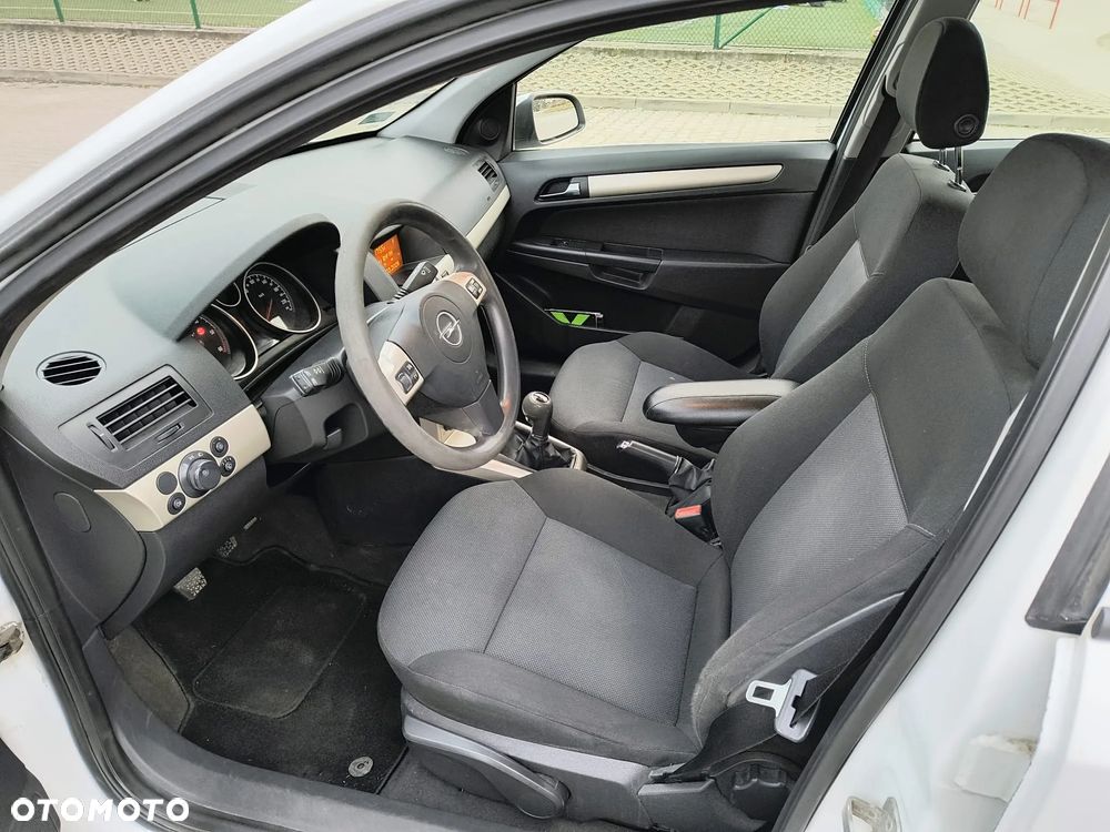 Opel Astra 1.7 CDTI - 7