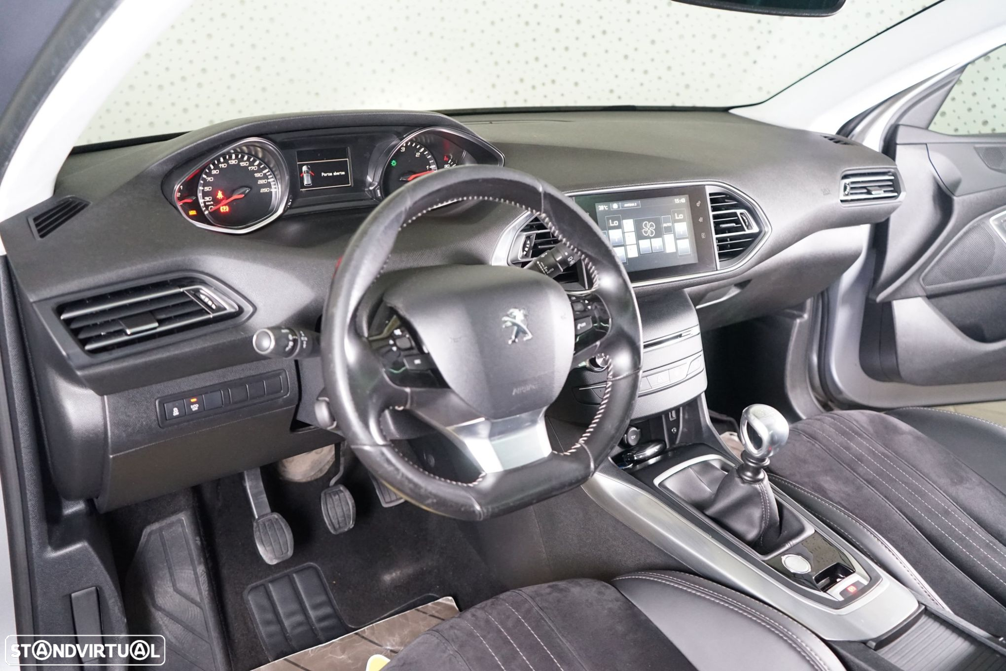 Peugeot 308 SW 1.6 BlueHDi Allure - 17