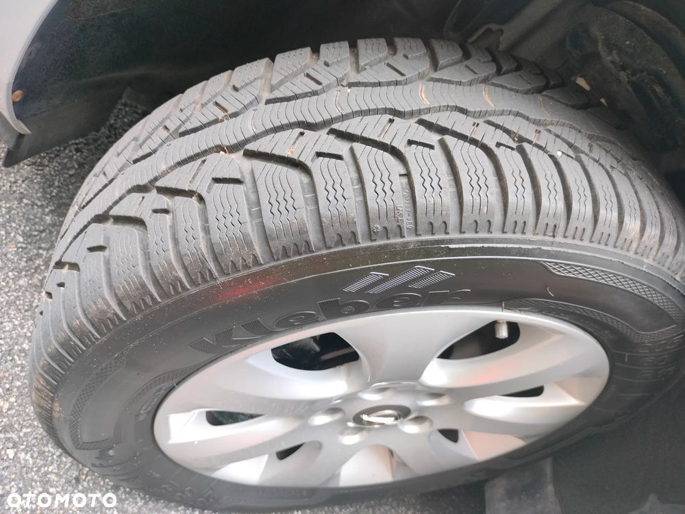 Opel Astra 1.7 CDTI DPF NAVI - 34