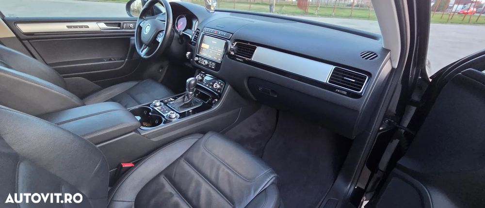 Volkswagen Touareg 3.0 V6 TDI BMT - 18