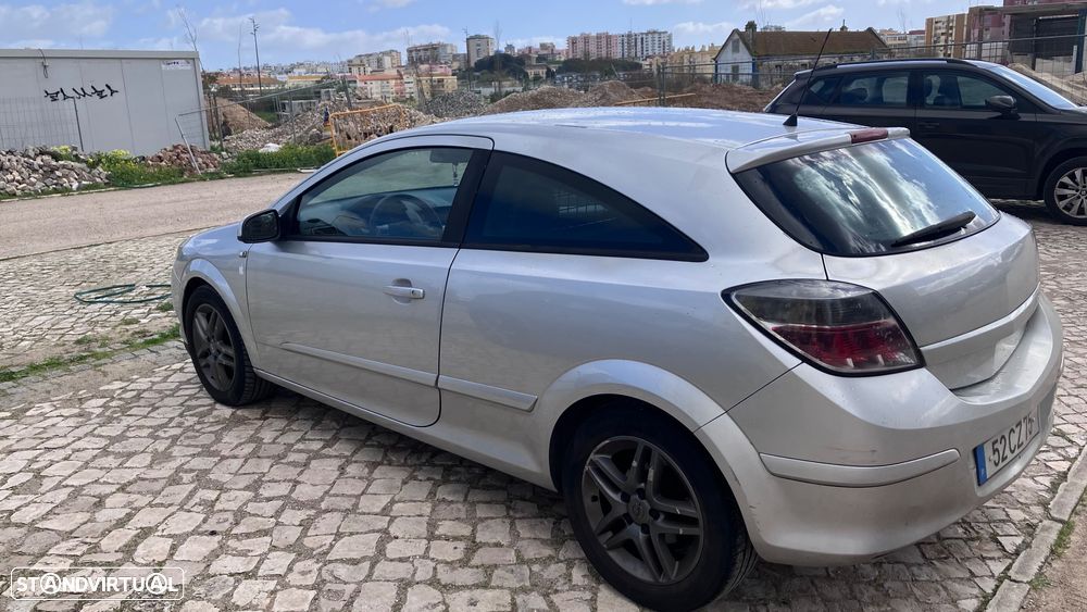 Opel Astra GTC 1.3 CDTI - 2