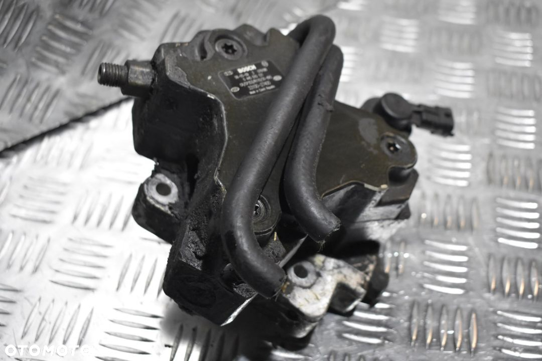 KIA Hyundai 2.0 CRD Pompa wtryskowa 0445010121 3310027400 - 2