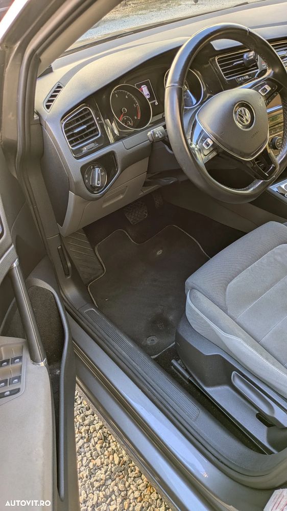 VOLKSWAGEN Golf 2013 — imagine 5
