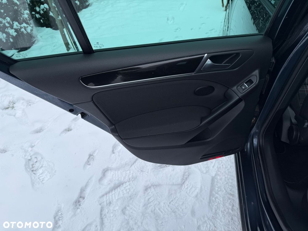 Volkswagen Golf 2.0 GTI DSG - 23