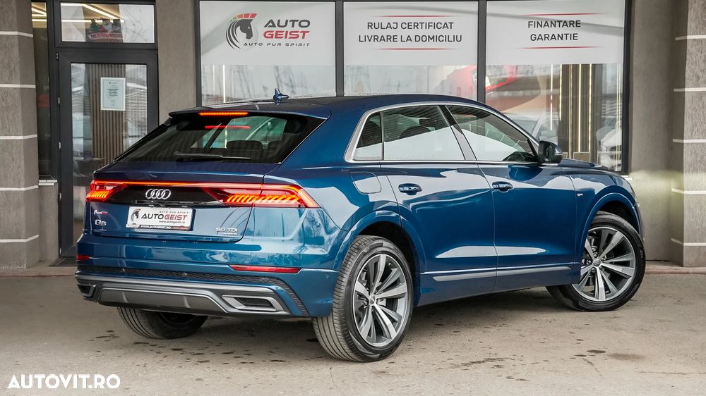 Audi Q8 - 6