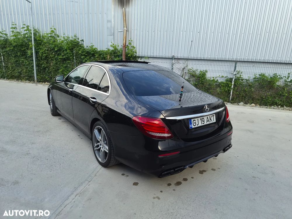 Mercedes-Benz E - 6