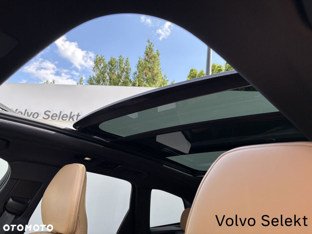 Volvo XC 60 - 21