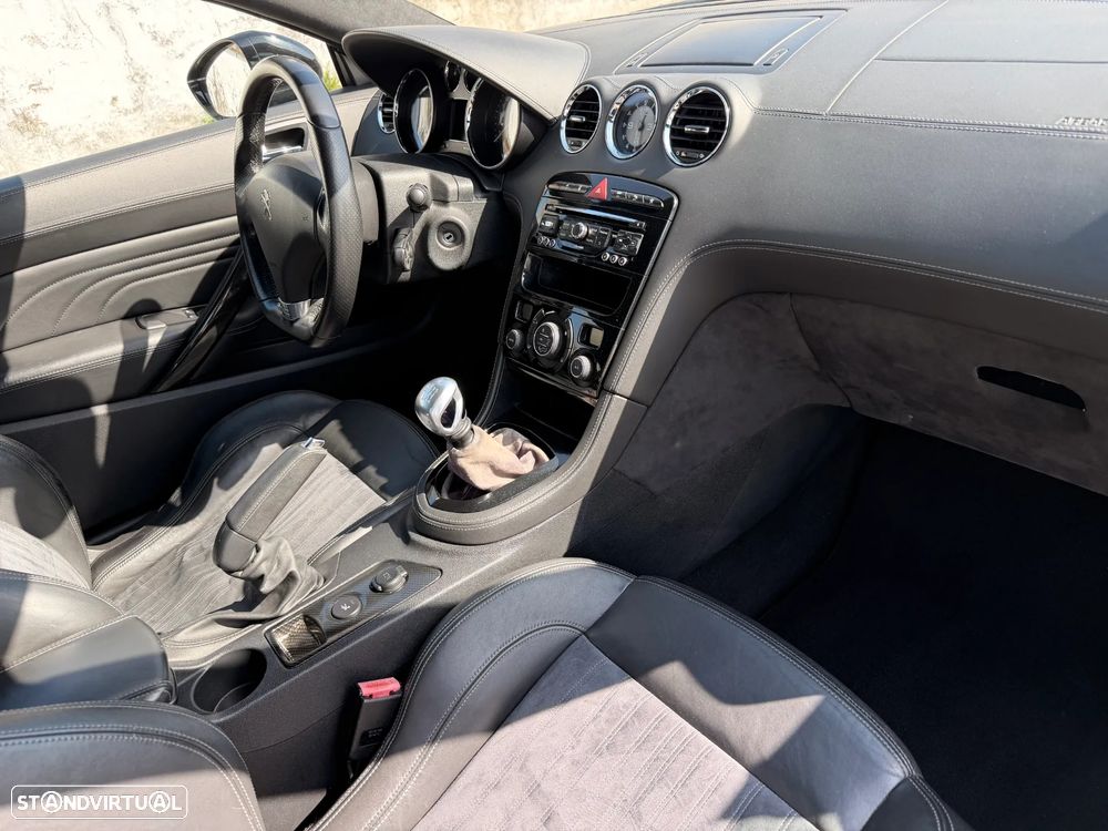 Peugeot RCZ 1.6 200 THP Red Carbon - 38