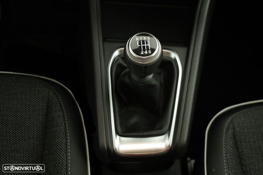 Renault Captur 1.0 TCe Techno Bi-Fuel - 14